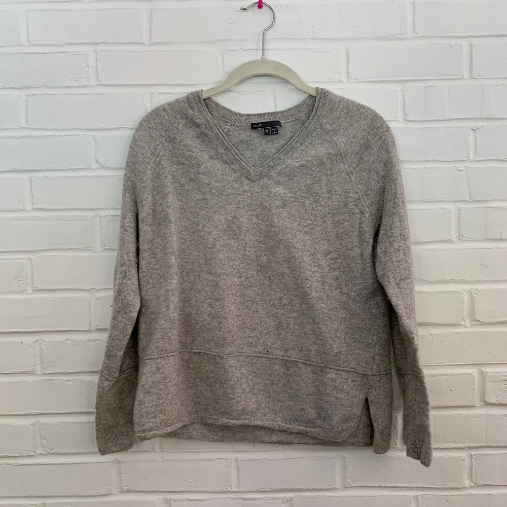 Vince grey sweater